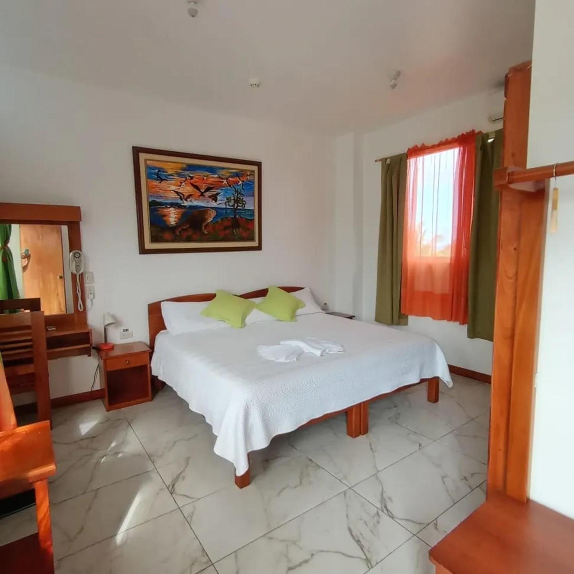 Isla Azul Hotell Puerto Ayora  Eksteriør bilde